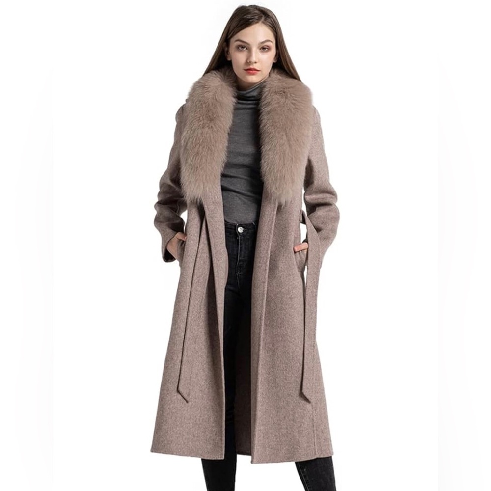 Women’s Long Wool Coat With Detachable Fur Collar - Picture 2 of 16